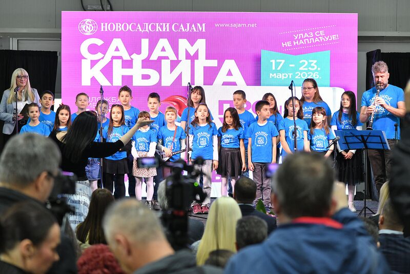 OTVORENI SAJAM KNJIGA I IZLOŽBA UMETNOSTI „ART EXPO“ VLADANU BAJČETI URUČENA NAGRADA „LAZA KOSTIĆ“