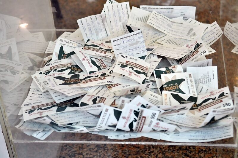 Poklon-igra za posetioce